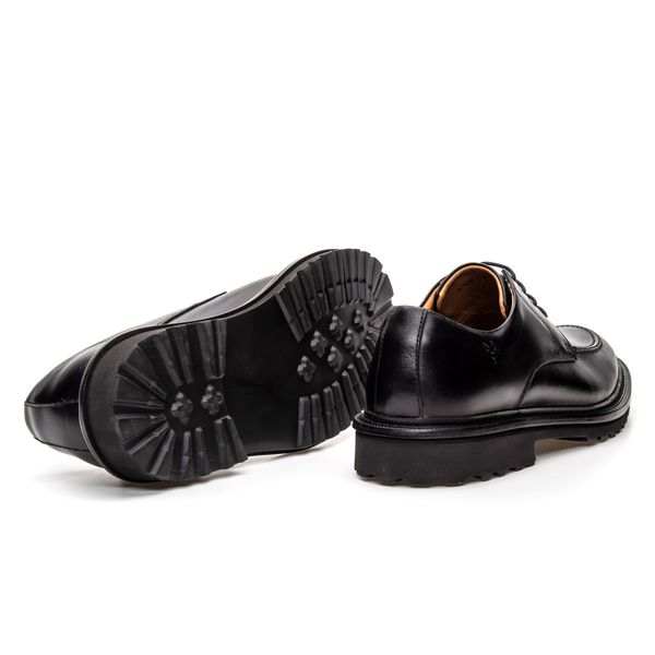 Sapato emborrachado preto top