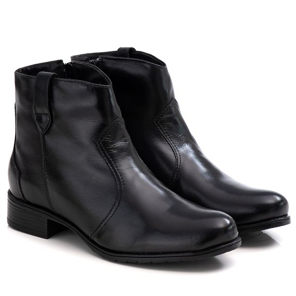 Bota Feminina em Couro Preta F251