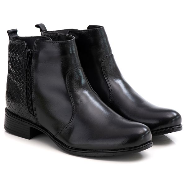 Bota Feminina em Couro Preta F252