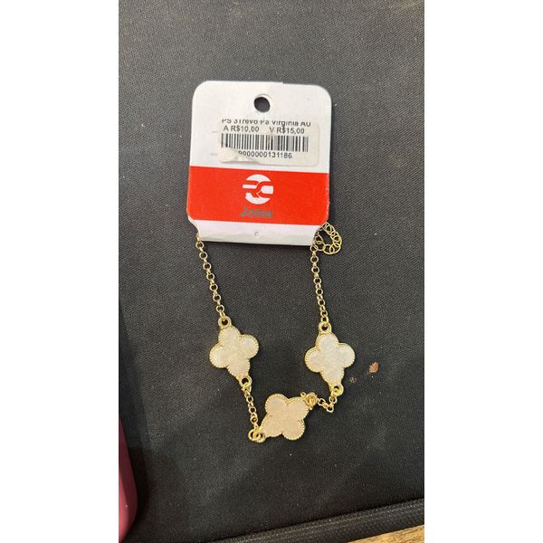 Pulseira Três Trevo Pérola Virgínia Banhado A Ouro 18K