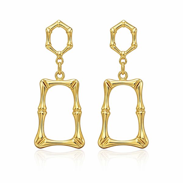 Brinco Moldura Requinte Banhado a Ouro 18K