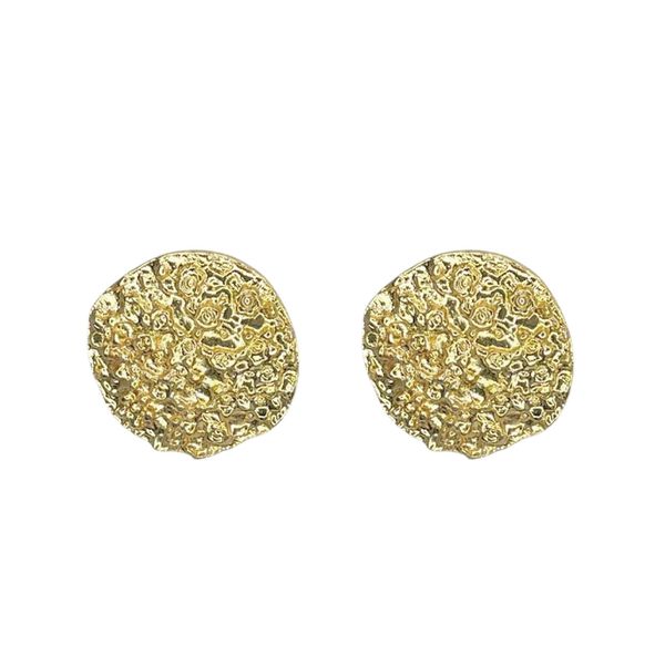 Brinco Botão Textura Banhado. Ouro 18K