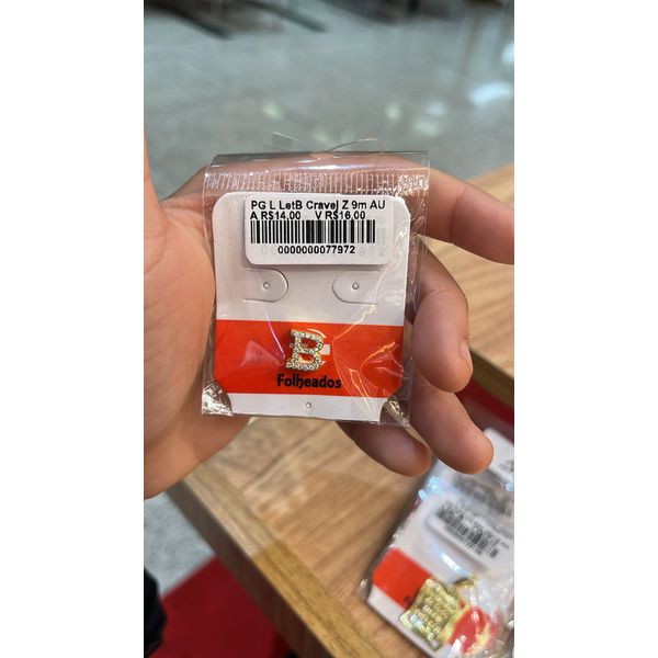 Pingente Latão Letra B Cravejada Zircônia Banhado A Ouro 18K