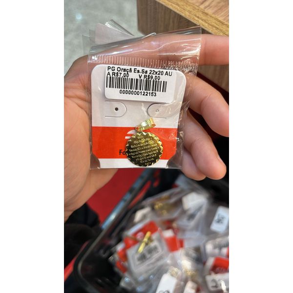 Pingente Oração Espírito Santo Banhado A Ouro 18K