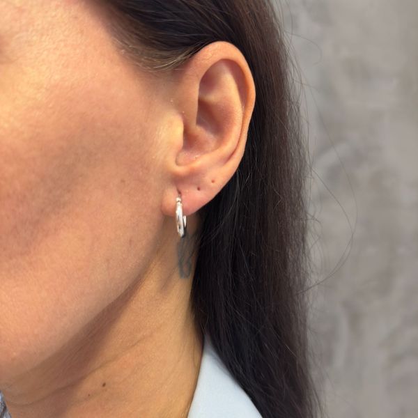 Brinco de Argola em Ouro 18k Branco com 1.5g 16.0mm 