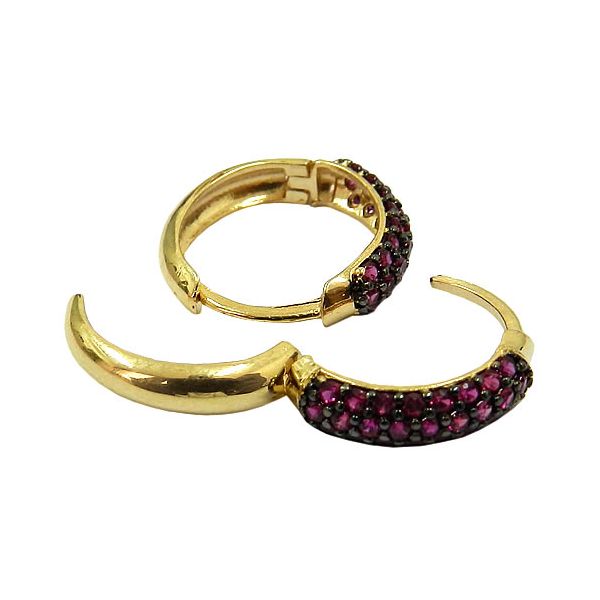 Brincos em Ouro com Pedras de Zircônia Vermelha