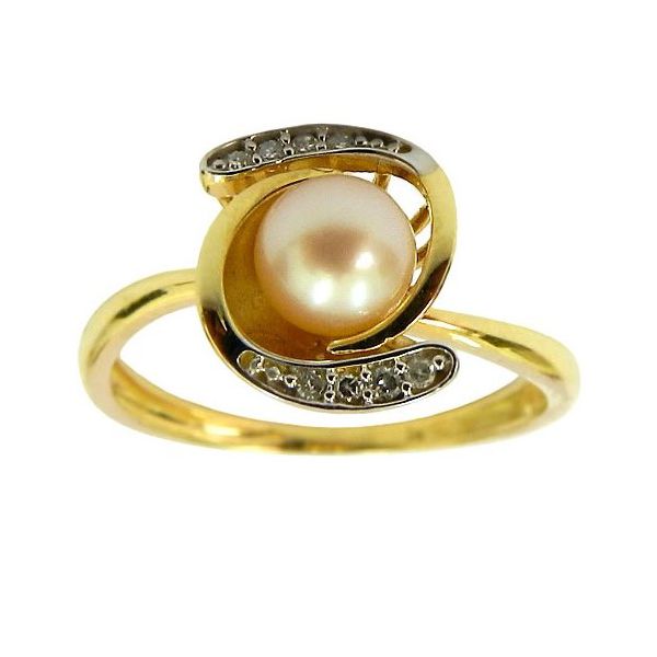 Anel Feminino de Ouro com Perola e Brilhantes 