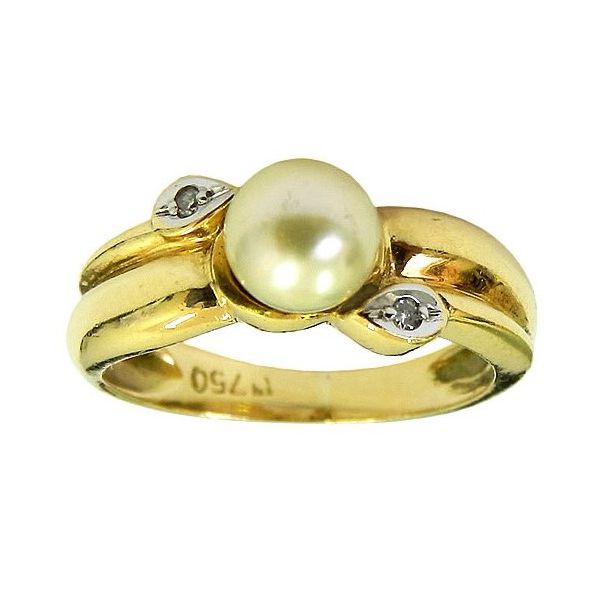 Anel Feminino de Ouro com Pérola e Brilhantes
