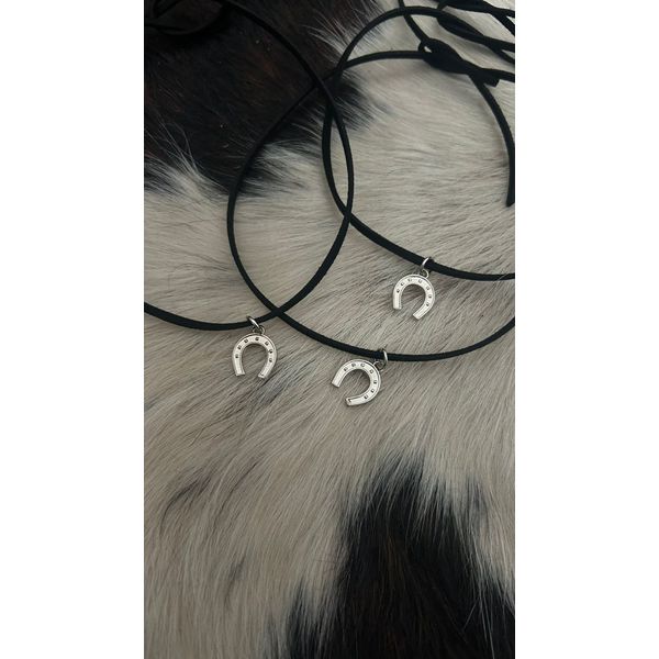 Choker courinho Ferradura