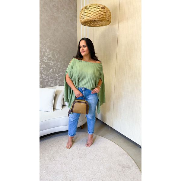 Blusa Capa Briana Verde Tricot