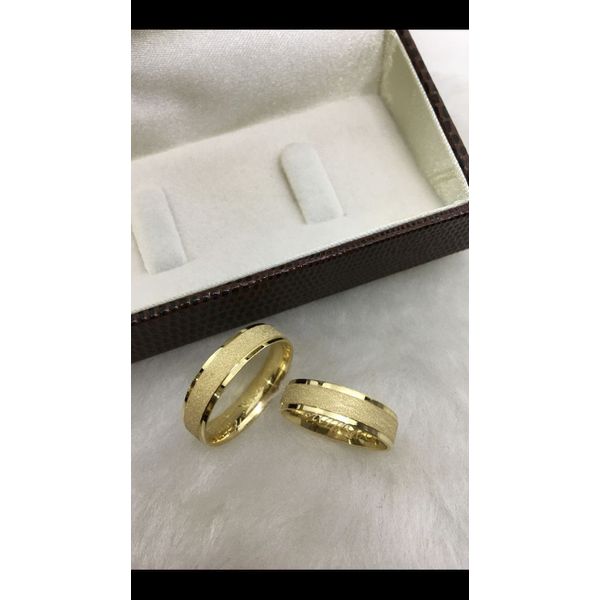Par de Alianças em ouro 18K 