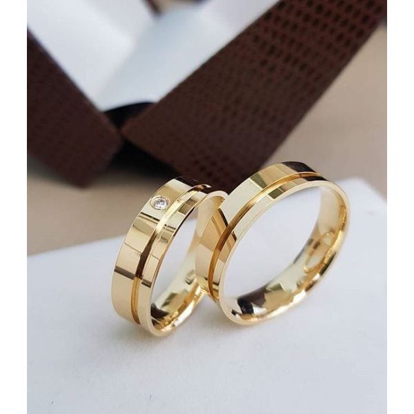 Par de Alianças em ouro 18K 