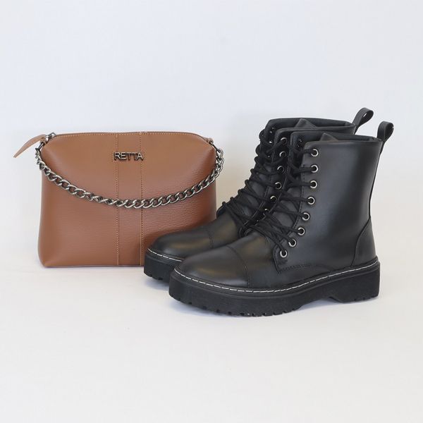 Bota pequena top