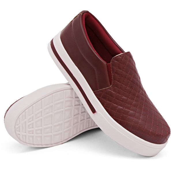 Slip On Matelassê Marsala DKShoes