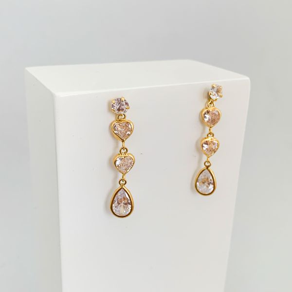 Brinco Coração e Gota Banhado a Ouro 18k