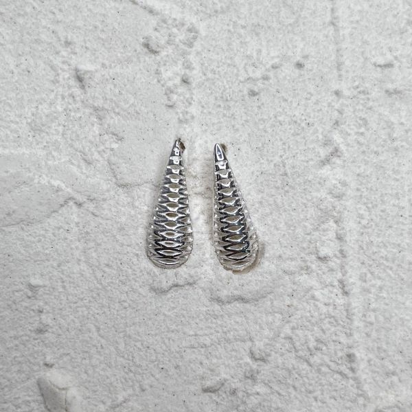 Brinco Gota Trabalhada Prata 925