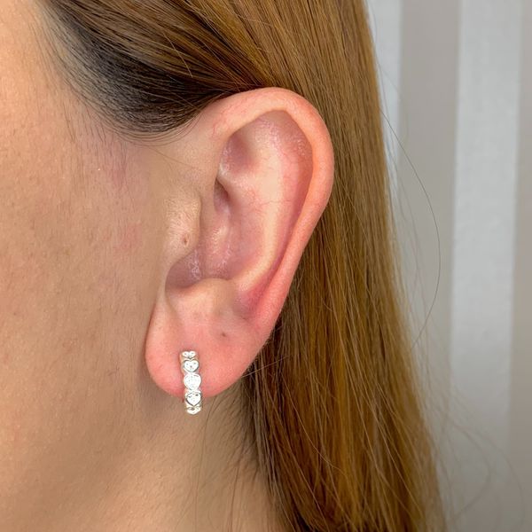 Argola com Coração e Zircônia Prata 925