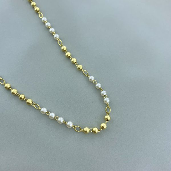 Colar Com Pingentes de Perola e Bolinhas Semijoia Banhado a Ouro 18k