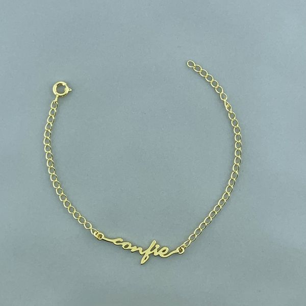 Pulseira com Palavra Confie Semijoia Banhada a Ouro 18k