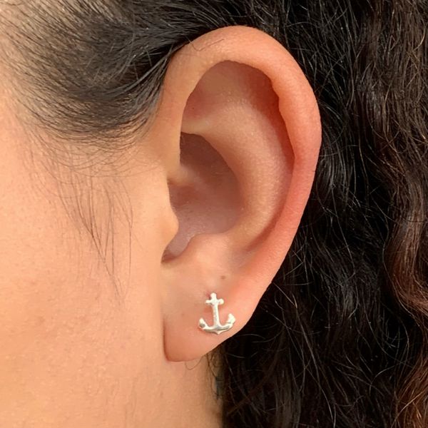Brinco Prata Legitima 925 Âncora Lisa Pequeno 