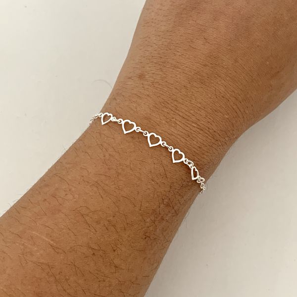 Pulseira com Corações Vazados Prata 925