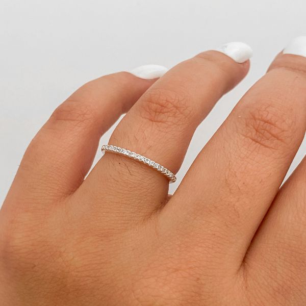 Anel Prata Legitima 925 Meia Aliança com Zirconia Cristal