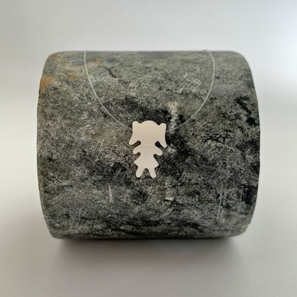 Colar Ponto Luz Menina em Madre Perola Fio Nylon 40cm