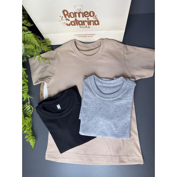 Kit três camisetas básicas unissex