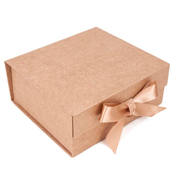 CAIXA PRESENTE KRAFT C/ IMÃ E FITA DE CETIM 200X18... - SACO & SACOLA