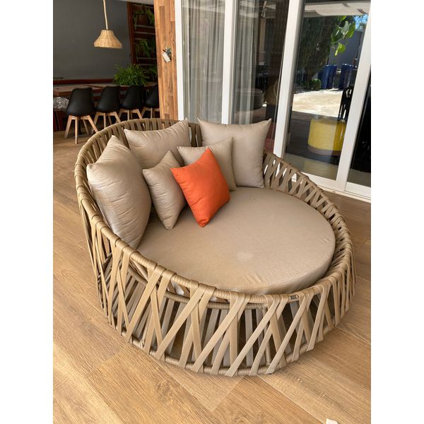 Chaise Meliá