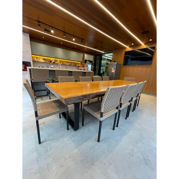 Mesa rústica madeira borda orgânica