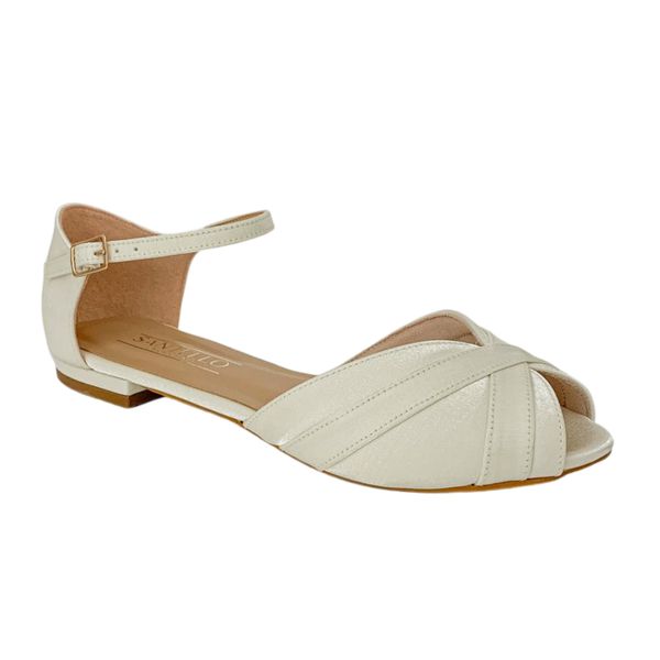 Sapatilha off white noiva 2025