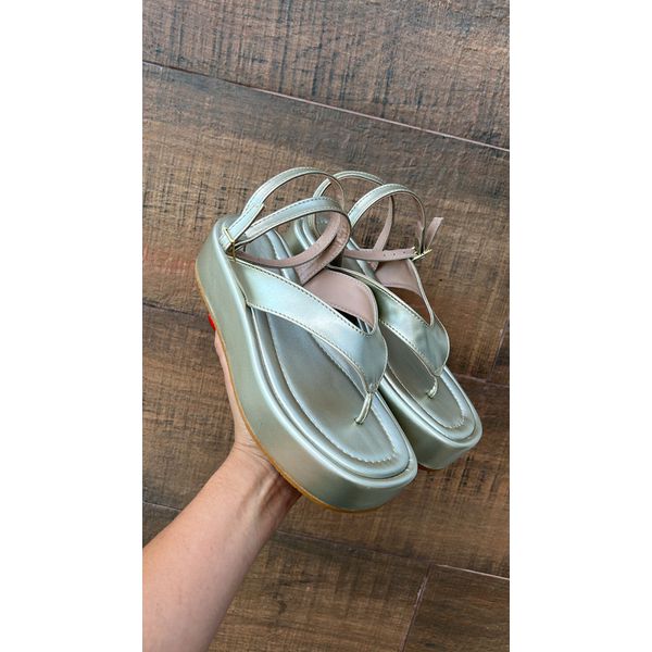 Sandalia flatform atacado store
