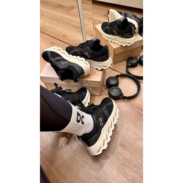 Tênis Esportivo On Cloud Preto