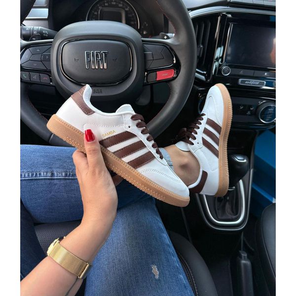 Tênis Samba OFF White com Caramelo
