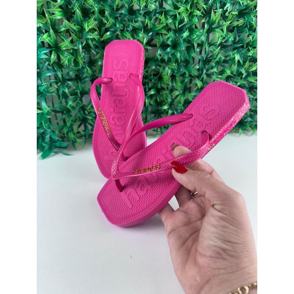 Chinelo HAV PINK Logo