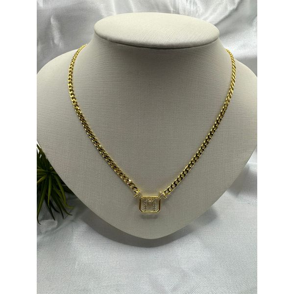 Corrente Feminina banhada em ouro 18k.