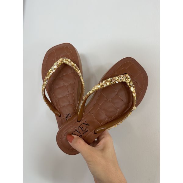 CHINELO TICIANA CARAMELO