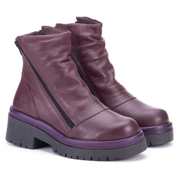 Bota York em Couro Vinho Com Sola Alta Preta