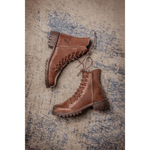 Bota Alicia Em Couro Graxo Cafe Com Sola de Borracha Cafe
