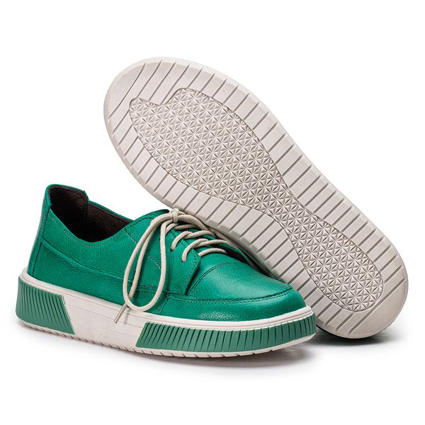 Tênis Nefertiti: Em Couro Verde Grass Com Cadarço Off White e Solado Verde Com Detalhes Brancos