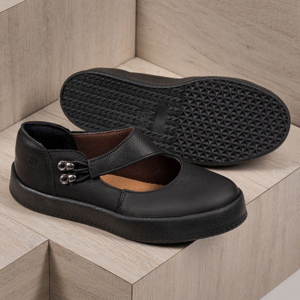 Tênis Boneca em Couro Legítimo - Cor Preto com Solado Alto