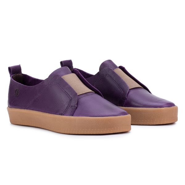 Tênis Olga: Charme em Couro Violeta com Elegância Contemporânea