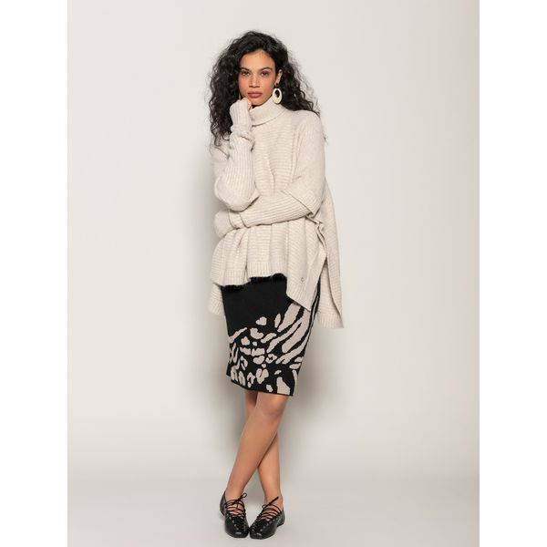 Capa Oversized c/ Mangas Removíveis e Gola Alta Biamar Bege