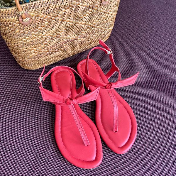 Rasteira Flat em Couro Legítimo - Vermelho