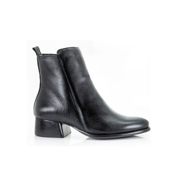 BOTA CASUAL COURO CABRA PRETO