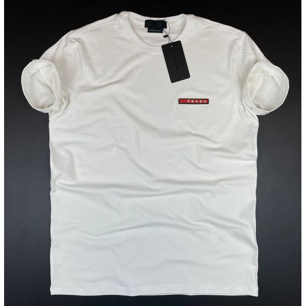 Camiseta Premium Básica Prada - D´Homens