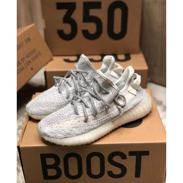 Tenis yeezy shop refletivo