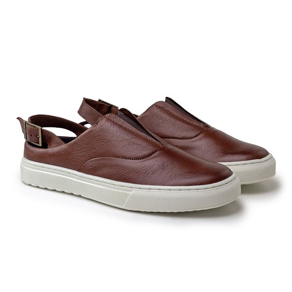 Mule com Fecho Masculino Connect em Couro - Brown