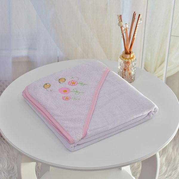 Toalha Bebê Quadrada Com Forro e Capuz Flores Com Abelhinhas Rosa